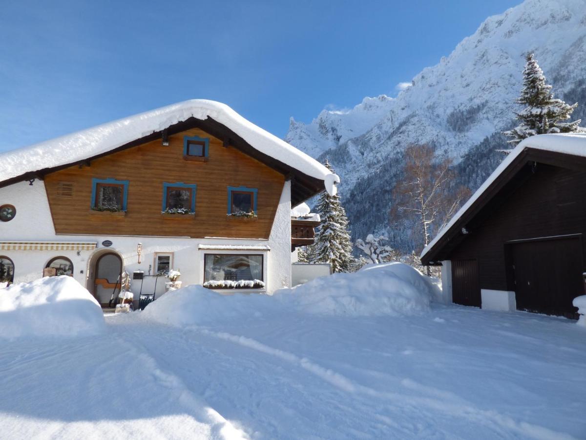 Gaestehaus Edlhuber Mittenwald Exterior foto